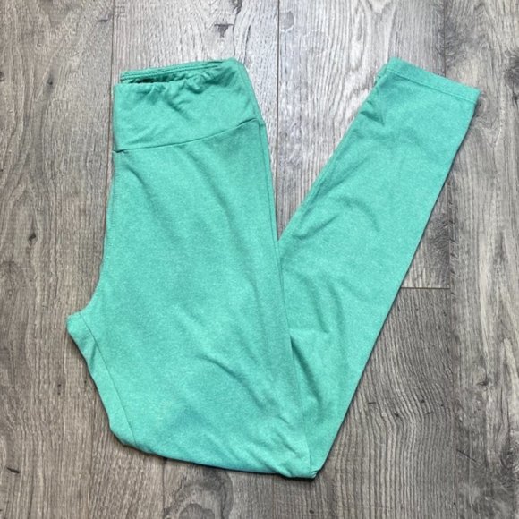LuLaRoe Pants - LuLaRoe Heathered Green Leggings Tall & Curvy